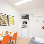 赫尔辛基皮塔贾玛基弗里农旅舍